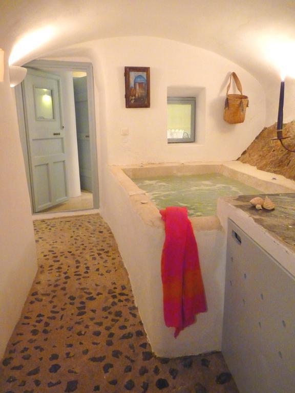 Barbarossa Suites Emporio  Eksteriør billede